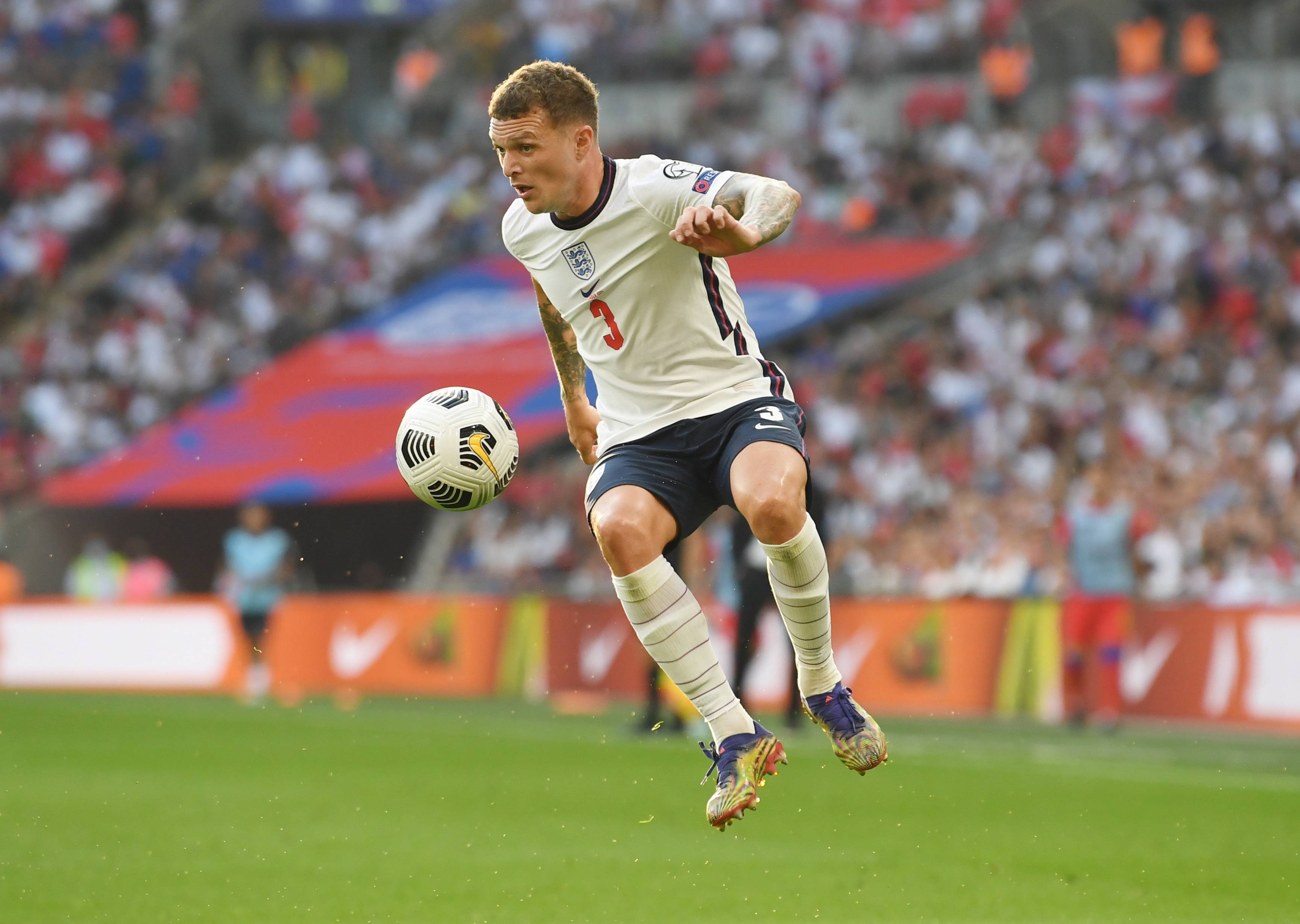 争夺榜首的 争夺榜首的