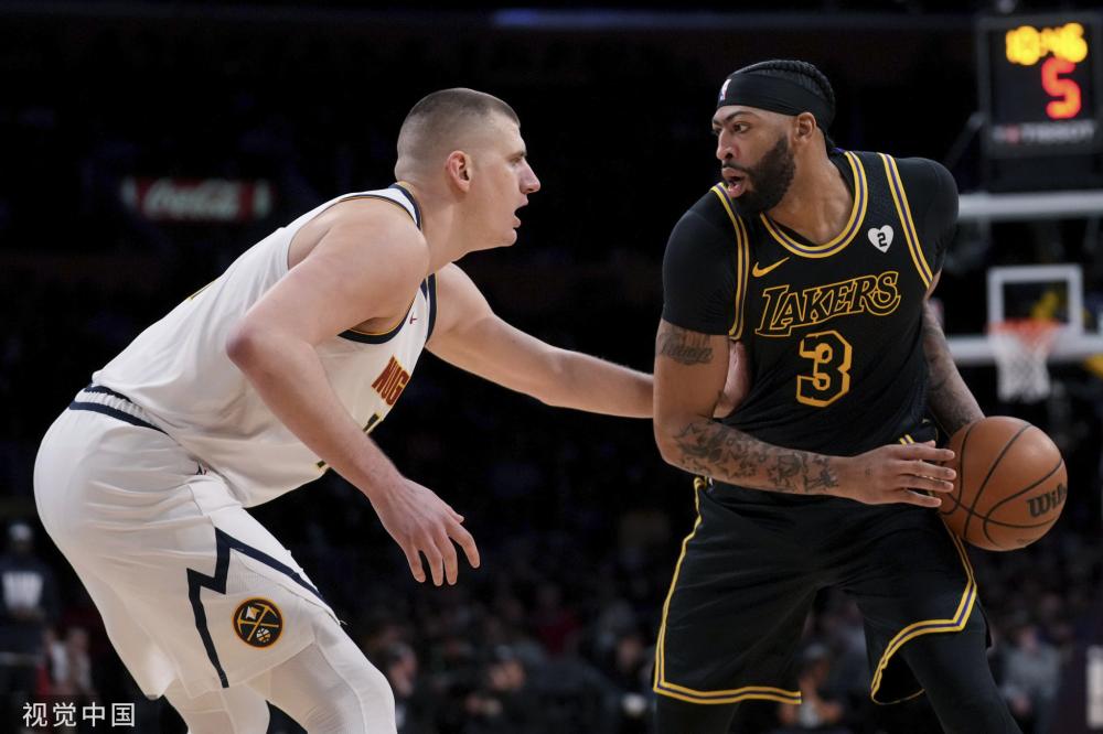 得更加扑朔 得更加扑朔