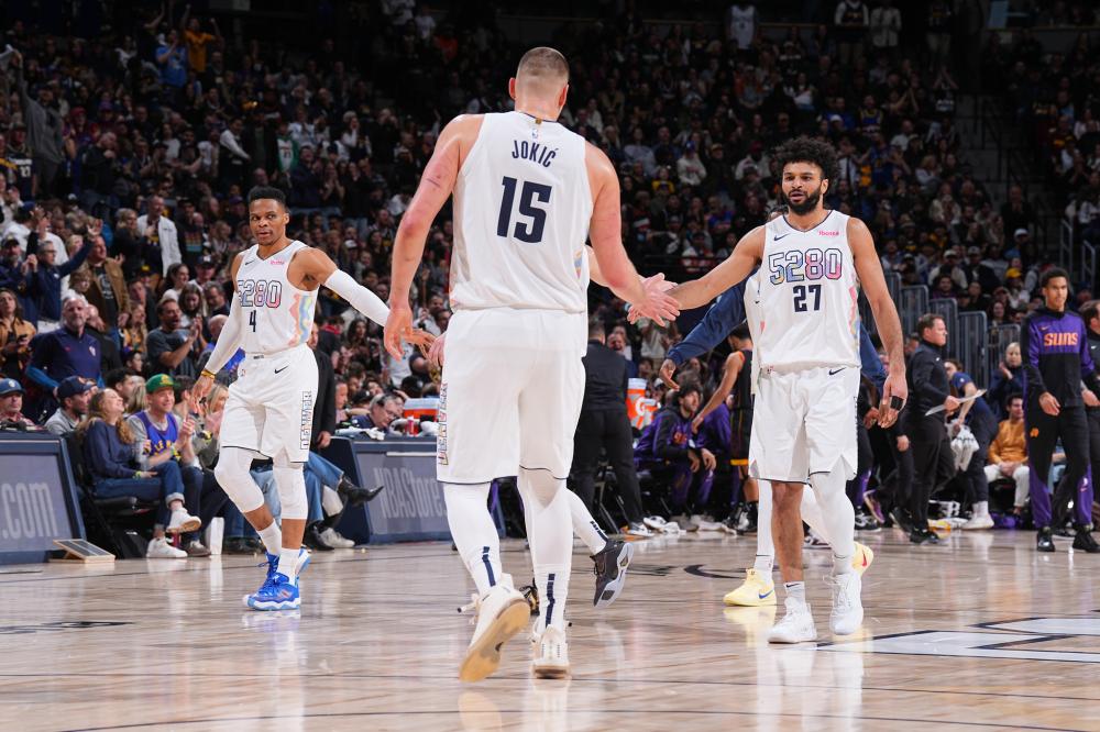 而现在我们 而现在我们